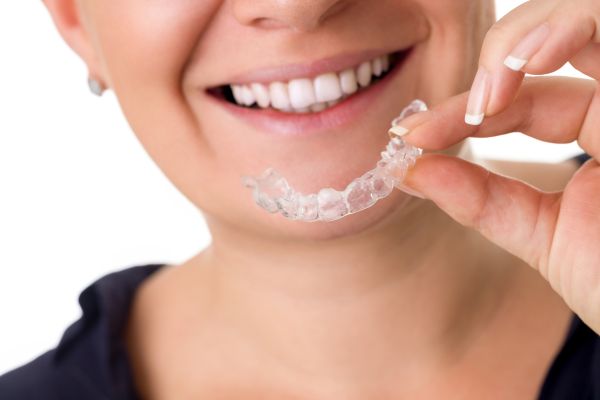 Straighten Your Teeth With Clear Aligners